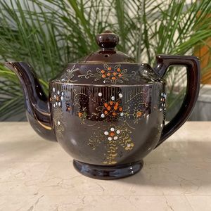 Beautiful Vintage Brown, Gold, & Floral Teapot